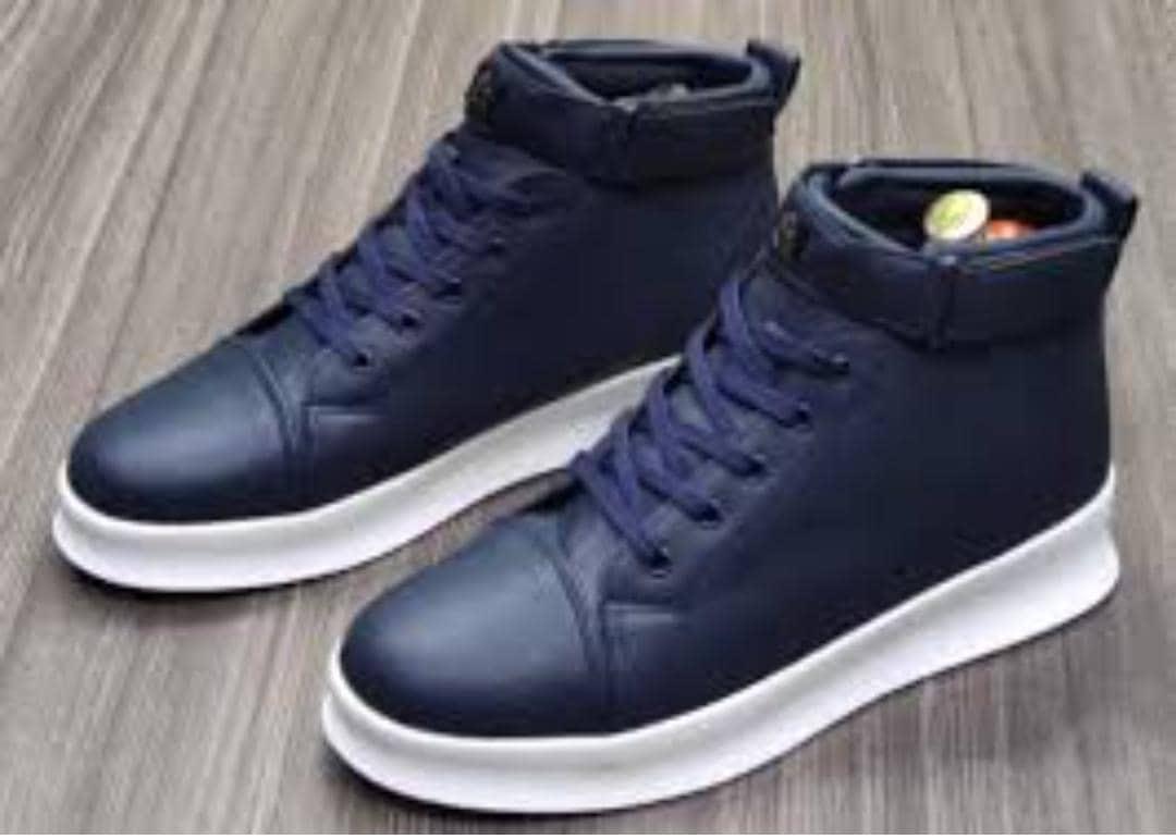 CHAUSSURES